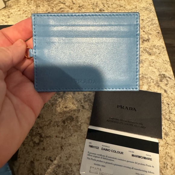 PRADA Saffiano Wallet NIB - Picture 5 of 16
